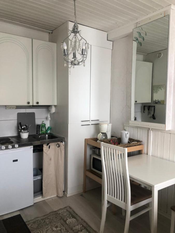Puutaloasunto 1.8 Km Turun Aurajoelta Apartamento Turku Exterior foto