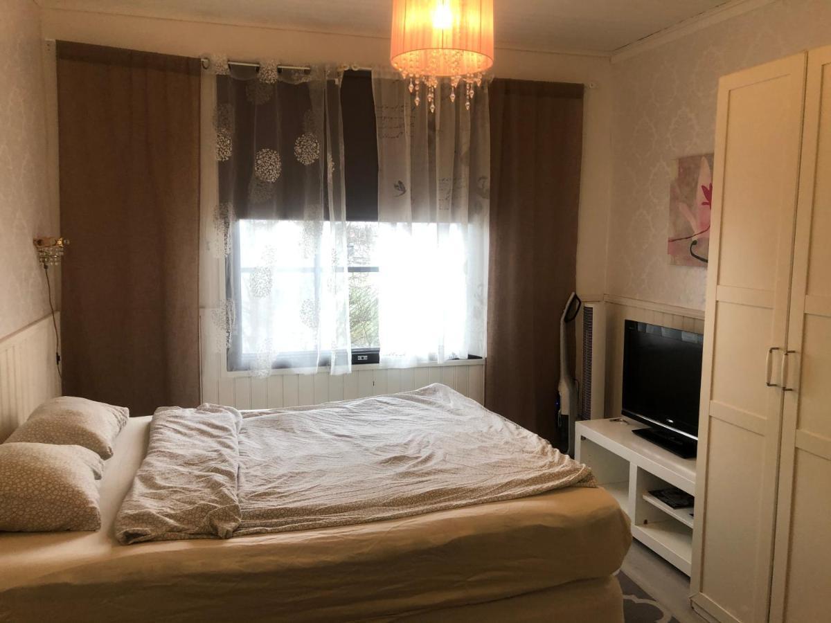Puutaloasunto 1.8 Km Turun Aurajoelta Apartamento Turku Exterior foto